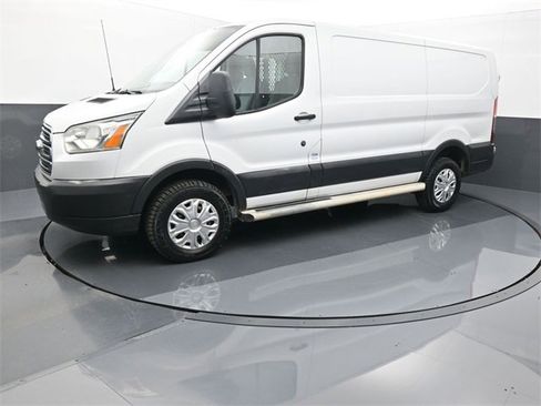 Used 2016 Ford Transit 250 130 Low Roof w/ Exterior Upgrade Package image 2