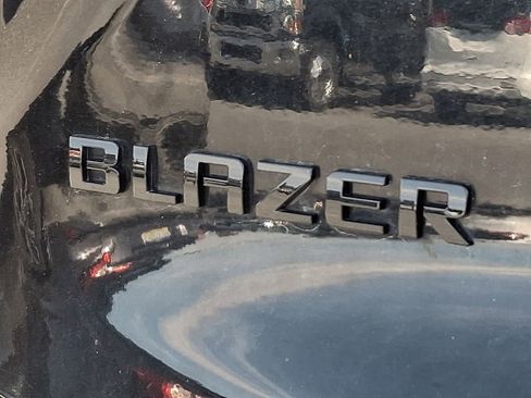 Used 2019 Chevrolet Blazer RS w/ Sun and Wheels Package image 24