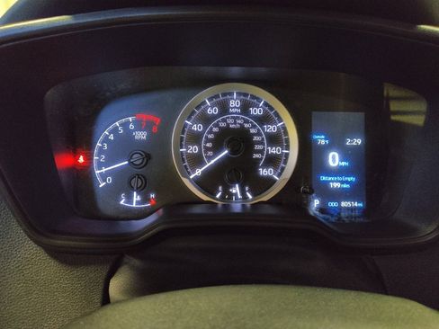 Used 2021 Toyota Corolla LE FWD image 23