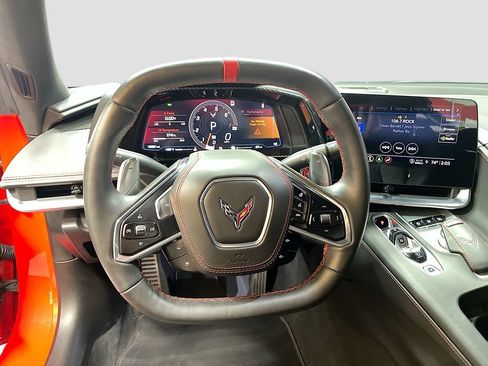 Used 2021 Chevrolet Corvette Stingray Premium Cpe w/ Z51 Performance Package RWD image 11
