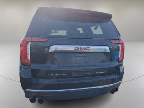 Used 2022 GMC Yukon XL Denali image 7