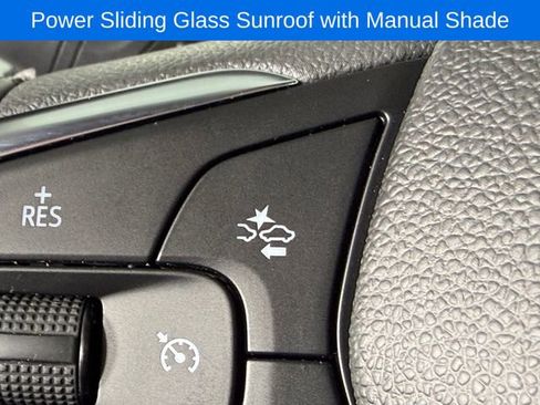 Used 2025 Chevrolet Trax ACTIV w/ Sunroof Package image 24