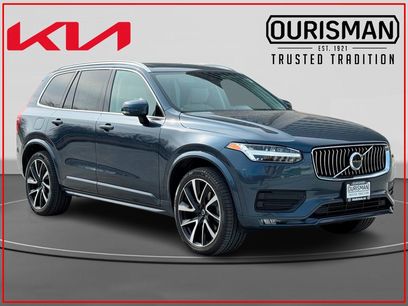 Used 2022 Volvo XC90 T6 Momentum w/ Climate Package