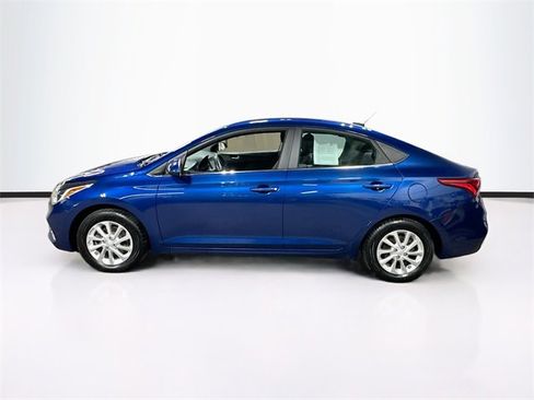 Used 2022 Hyundai Accent SEL image 4