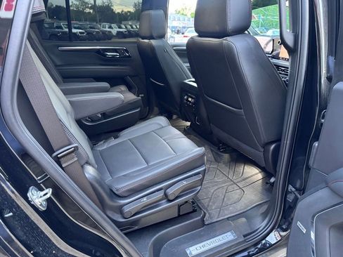 Used 2025 Chevrolet Tahoe RST w/ RST Capability Package AWD/4WD image 24