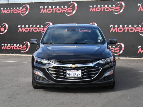 Used 2023 Chevrolet Malibu LT image 2
