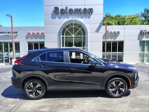 Used 2023 Mitsubishi Eclipse Cross SE AWD/4WD image 1