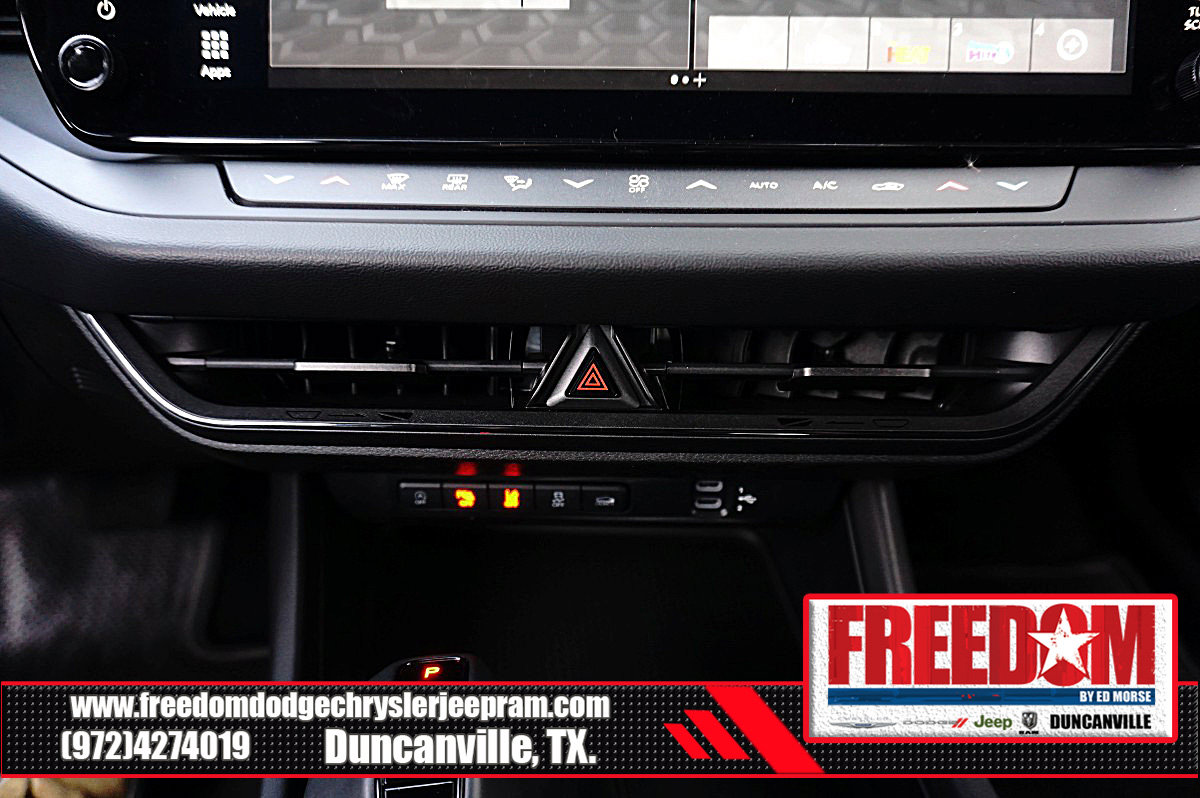 New 2026 Dodge Charger Scat Pack w/ Blacktop Package AWD/4WD image 23