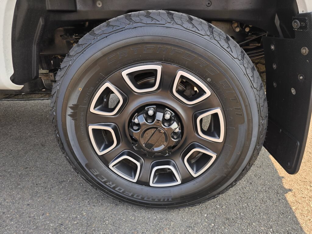 Used 2024 Ford F350 Platinum AWD/4WD image 11