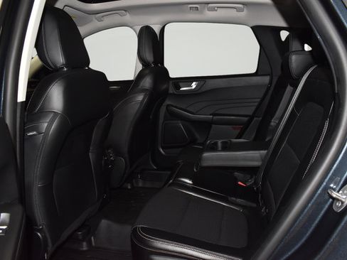 Used 2022 Ford Escape Titanium w/ Class II Trailer Tow Package AWD/4WD image 13