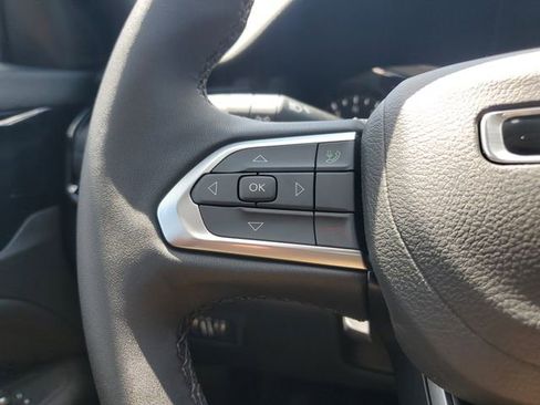 New 2025 Jeep Compass Limited w/ Sun & Sound Group image 24