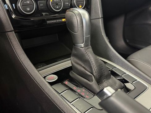 Used 2020 Volkswagen Passat 2.0T SE w/ Sunroof Package image 24