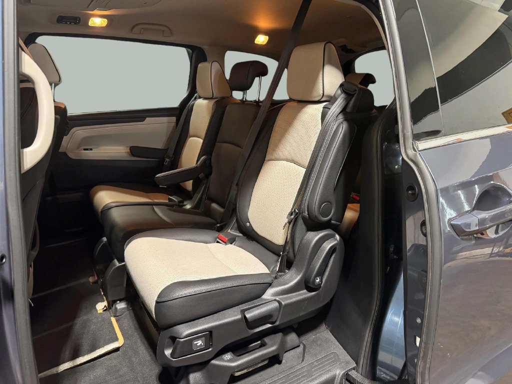 Used 2025 Honda Odyssey Elite image 26