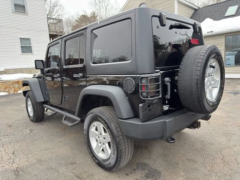 Used 2014 Jeep Wrangler Unlimited Sport w/ Quick Order Package 24S AWD/4WD image 5