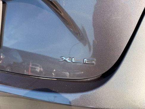 Used 2015 Toyota Avalon XLE Touring FWD image 34