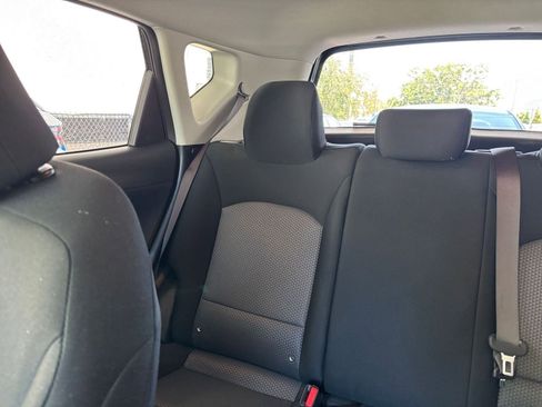Used 2025 Kia Soul LX w/ LX Technology Package FWD image 39