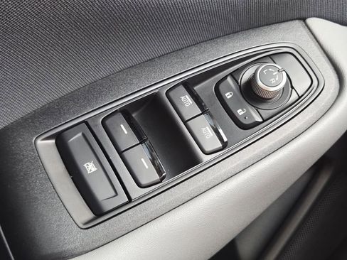 Used 2022 Subaru Outback Premium AWD/4WD image 31