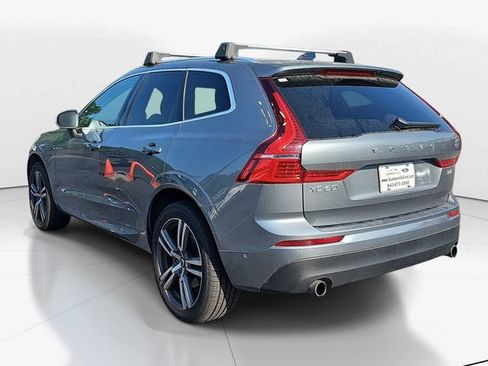 Used 2019 Volvo XC60 T6 Momentum w/ Multimedia Package AWD/4WD image 5