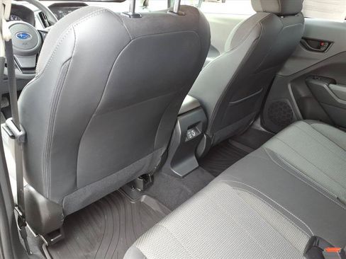 Used 2024 Subaru Crosstrek 2.0i Premium AWD/4WD image 8