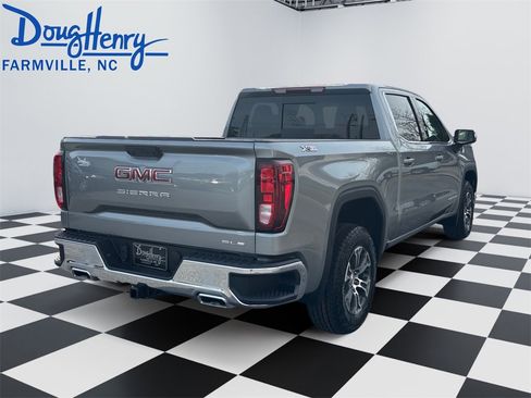 New 2026 GMC Sierra 1500 SLE w/ X31 Off-Road Package image 5