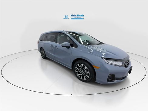 New 2026 Honda Odyssey Elite image 4