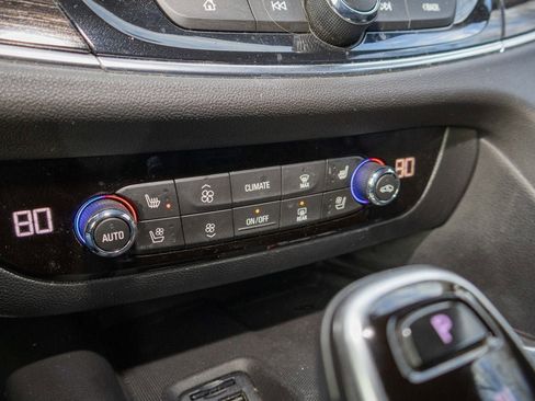 Used 2020 Buick Enclave Avenir w/ Avenir Technology Package image 25