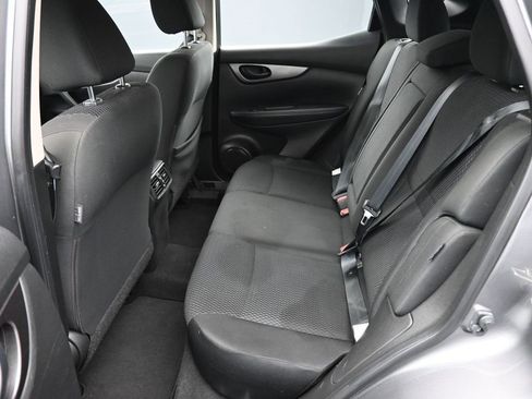 Used 2020 Nissan Rogue Sport S image 13