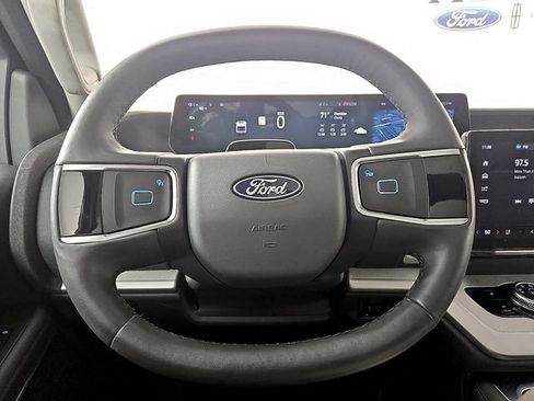 Certified 2025 Ford Expedition Active RWD image 21