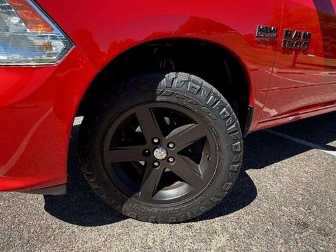 Used 2017 RAM 1500 Express image 19