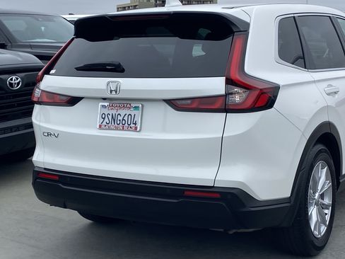 Used 2025 Honda CR-V EX-L image 4