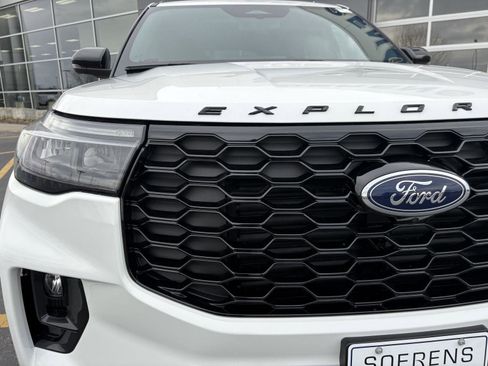 New 2026 Ford Explorer ST image 25