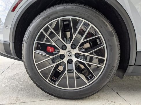 New 2025 Porsche Macan 4S Electric image 30