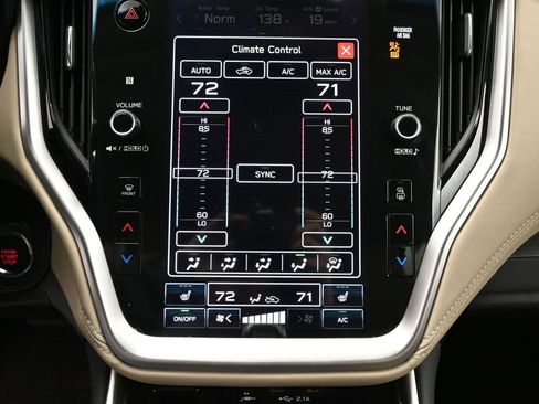 Used 2020 Subaru Outback Premium image 22