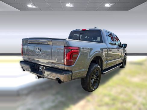 Used 2025 Ford F150 Lariat w/ Equipment Group 502A High AWD/4WD image 36