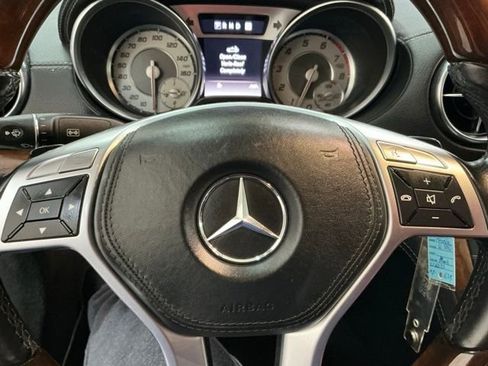 Used 2013 Mercedes-Benz SL 550 SL 550 image 28