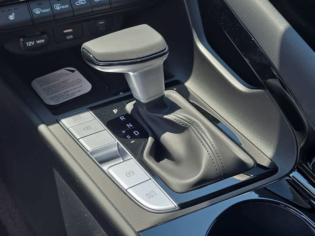 New 2026 Hyundai Elantra Limited FWD image 34