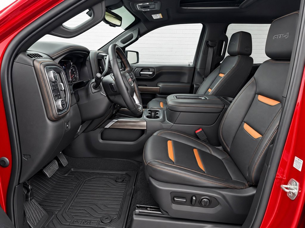 Used 2021 GMC Sierra 1500 AT4 w/ AT4 Value Package AWD/4WD image 7