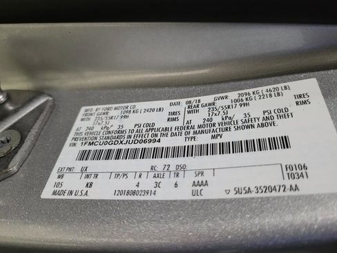 Used 2018 Ford Escape SE w/ Ford Safe & Smart Package image 42