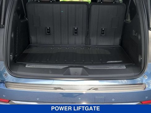 New 2026 GMC Yukon XL Denali Ultimate w/ LPO, Floor Liner Package AWD/4WD image 5
