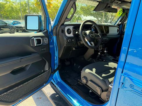 Certified 2026 Jeep Wrangler Sahara image 14