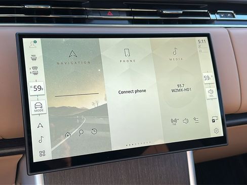 New 2025 Land Rover Range Rover SE image 17