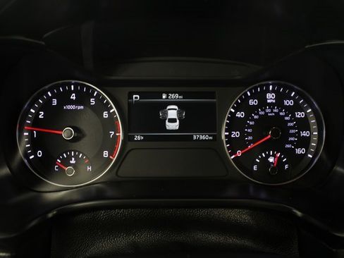 Used 2024 Kia Forte LXS w/ LXS Technology Package image 11