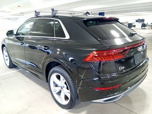 Used 2022 Audi Q8 Premium Plus AWD/4WD image 7