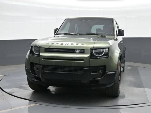 Used 2026 Land Rover Defender 110 X-Dynamic SE AWD/4WD image 12