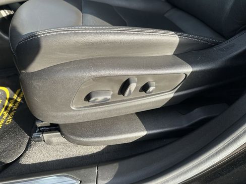 Used 2024 Cadillac XT5 Premium Luxury image 12