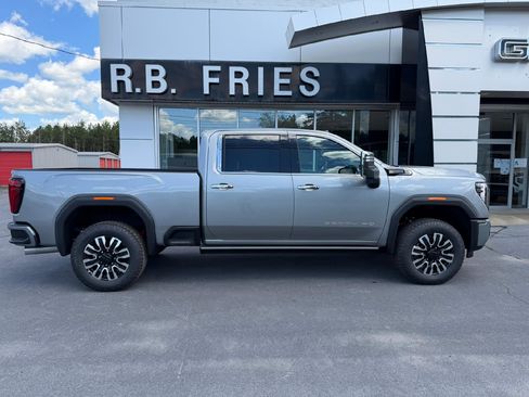 New 2026 GMC Sierra 2500 Denali Ultimate AWD/4WD image 6