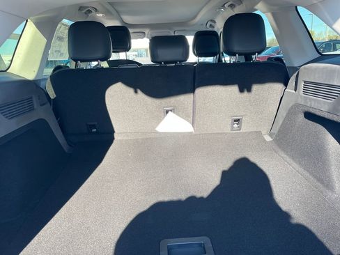 New 2026 Lincoln Nautilus Premier w/ Equipment Group 102A image 28