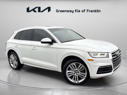 Used 2018 Audi Q5 2.0T Premium Plus w/ Premium Plus Package image 1