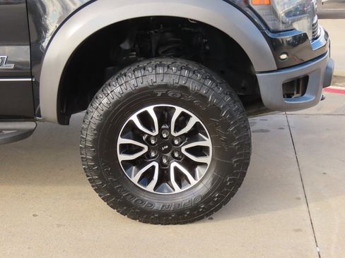 Used 2013 Ford F150 Raptor w/ Luxury Equipment Group image 9