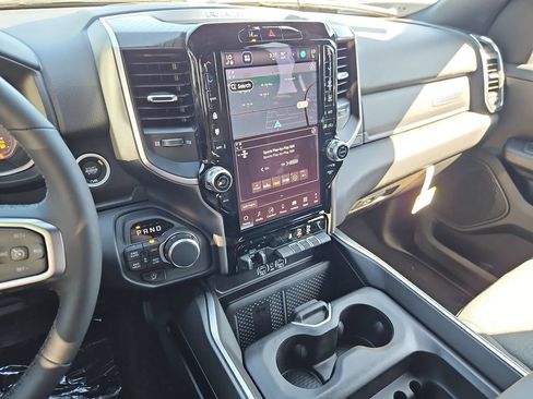 New 2026 RAM 1500 Big Horn AWD/4WD image 19